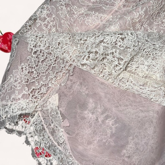 Pink Lace Skirt - Picture 3 of 4